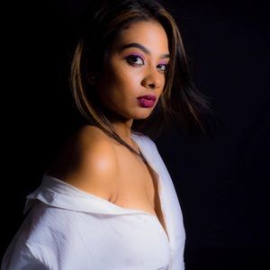 Meet your Posher, Sapphire